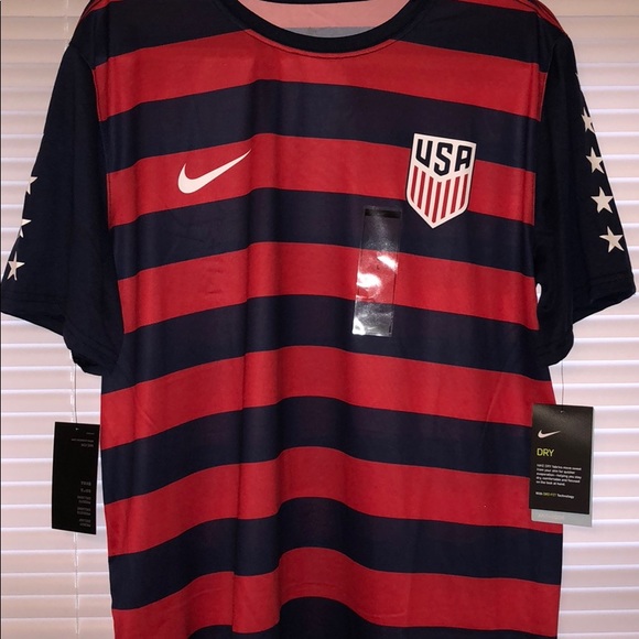 Nike USA soccer/football Tee ❗️❗️❗️ - Picture 2 of 5
